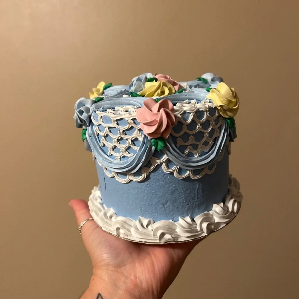 Faux Victorian Realistic Mini Oval Butter Cream Cake Display Prop